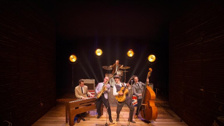 The Bentleys — Theater in Limburg
